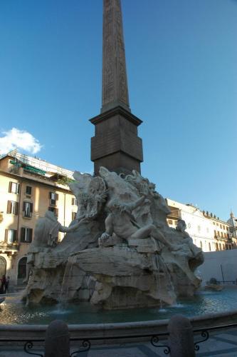 10 Bernini fountain