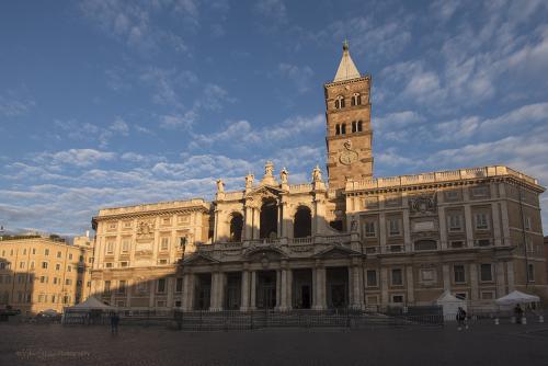 Basilica-Papale-di-Santa-Maria-Maggiore-at-sunrise-12x