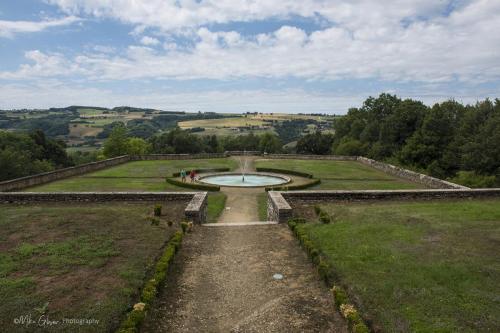 Chateau de Virieu,  gardens