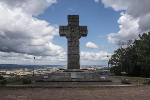 Croix de la libération, Autun, France