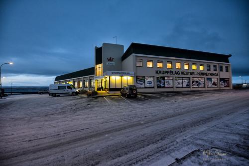 Iceland-fjords-sunrise-store-mgp