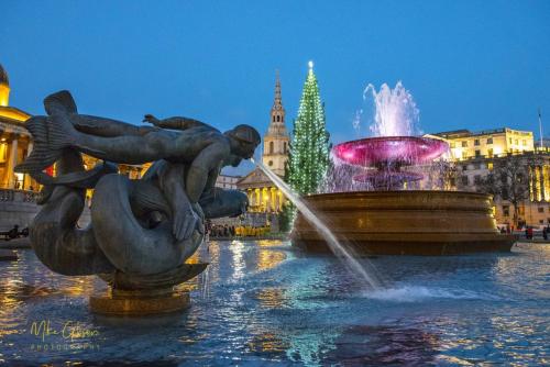 Trafalgar-Square-with-fountain-mgp-s