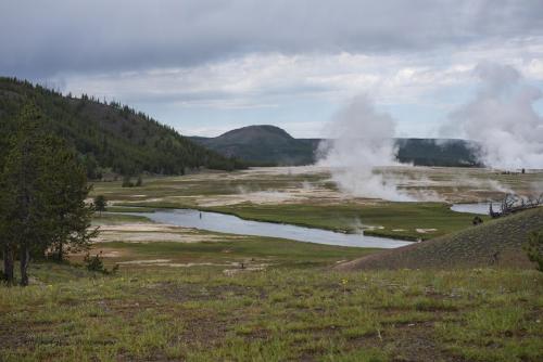 Yellowstone geysers 4 x