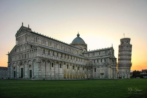 pisa-cathedral-and-bell-tower